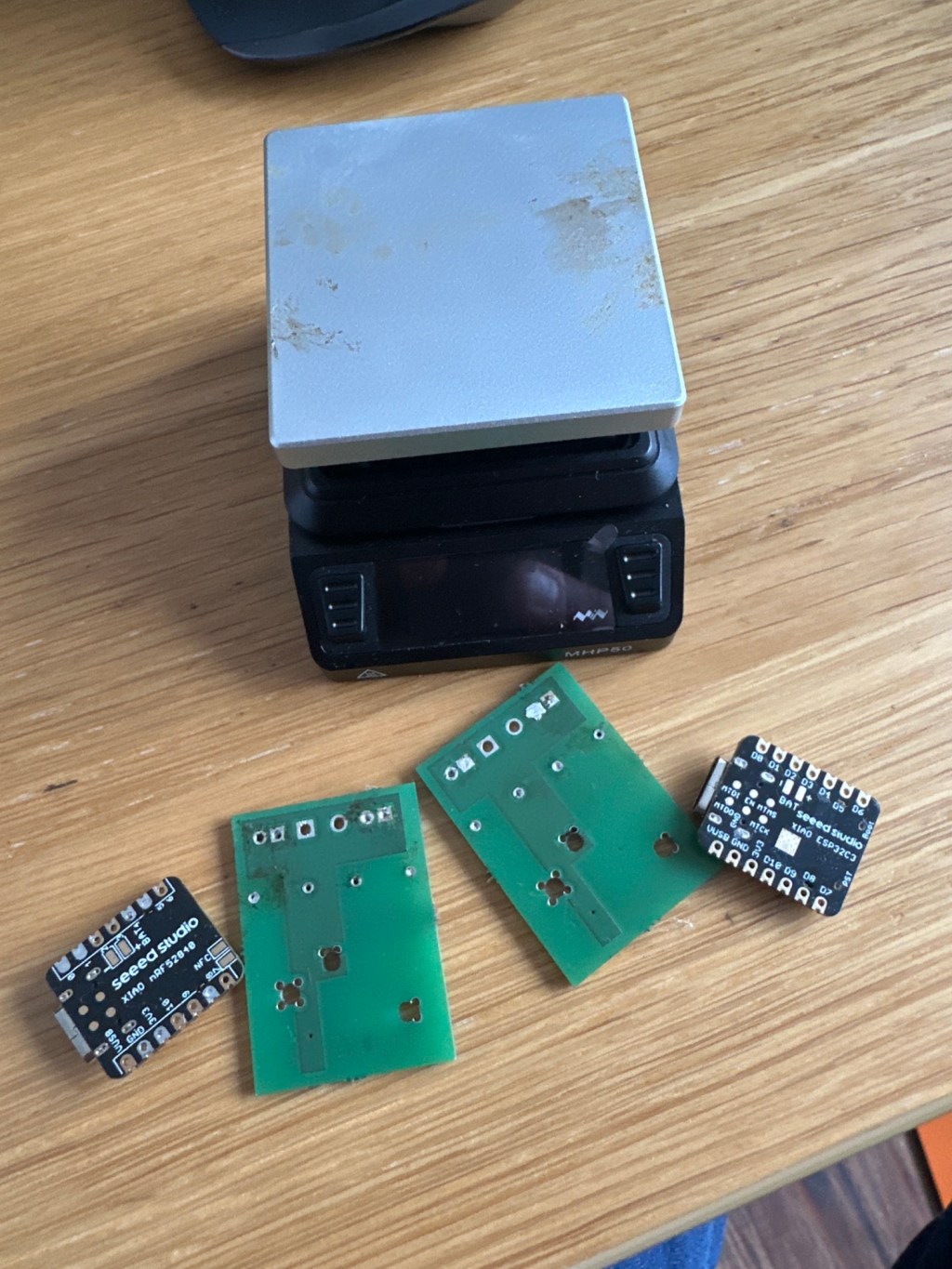 Giving hot plate de-soldering a&nbsp;try